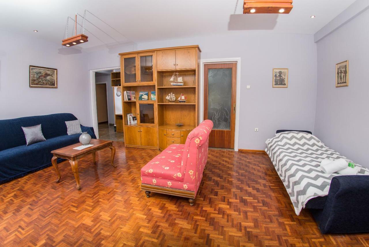 Thea Apartment Kavála ภายนอก รูปภาพ
