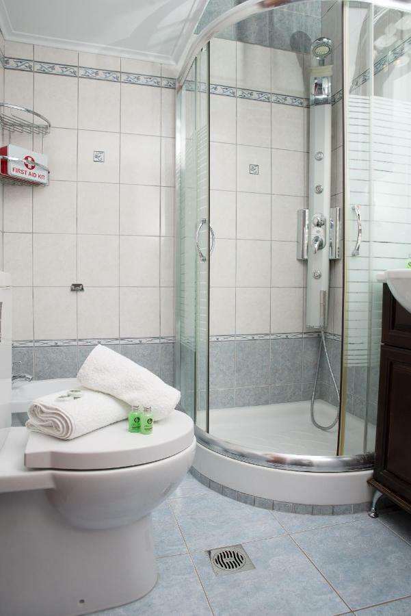 Thea Apartment Kavála ภายนอก รูปภาพ