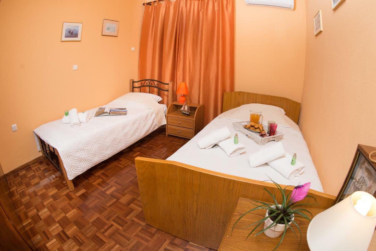 Thea Apartment Kavála ภายนอก รูปภาพ